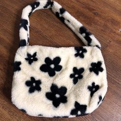 Selling Some Bags/purses Lightly Used & Jewelry Box!