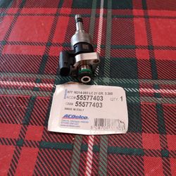 Fuel Injectors OEM GM new Four For $160