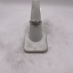 14kt Gold Diamond Engagement Style Ring 