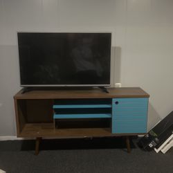 Tv Stand & Media Storage 