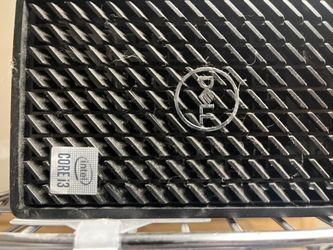 6 Dell Monitors And Tower