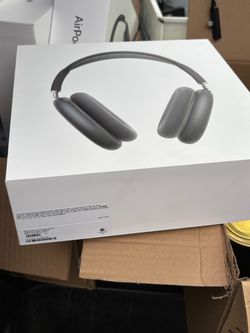 Apple AirPods Max Headphones