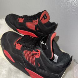 Air Jordan 4 Retro Red Thunders