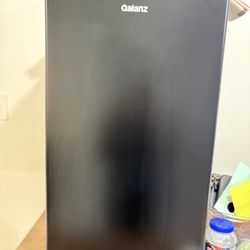 Galanz mini fridge