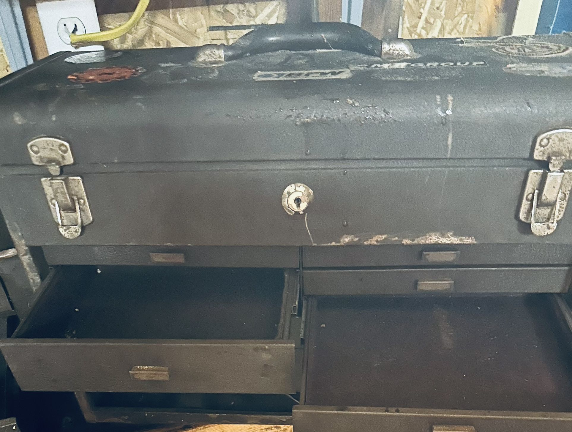Kennedy 20 Inch Seven Drawer Machinist Chest With Two Drawer Base