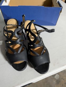 Zapatos de correa numero 7 .0 - exelentes condisiones