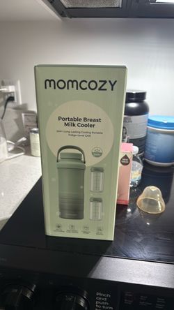 Momcozy Portable Breast Milk Cooler
