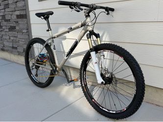 Gary Fisher Mountain Bike – Fully Refreshed, Tuned & Ready to Ride  (Frame Size M/L)