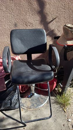 Barber chair