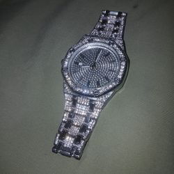 Vvs Watch