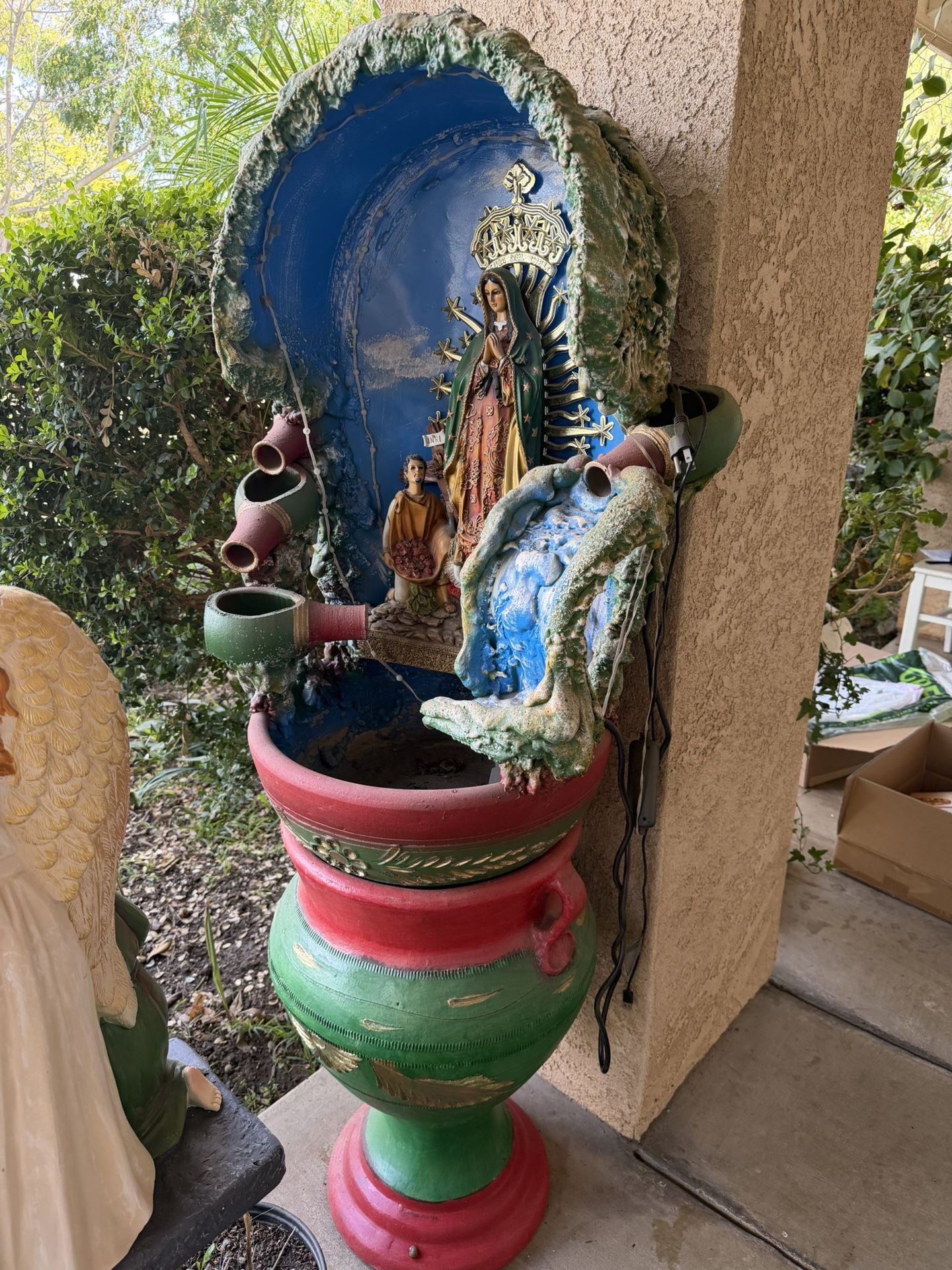 Virgin Water Fountain With Base