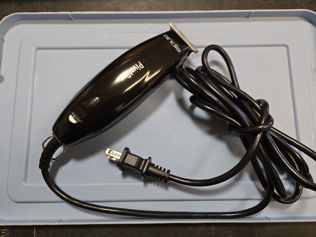 Hair clippers