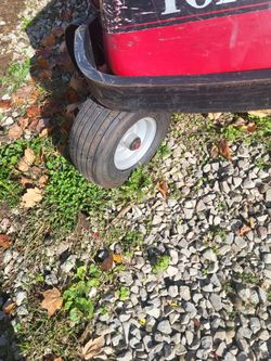 Pair Of Front Zero Turn Tires On Wheel Horse Wheels