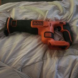 Black+Decker Sawzall