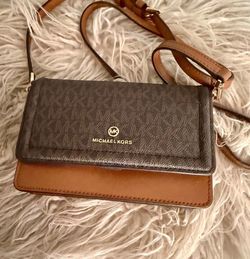 Woman Michael Kors Crossbody