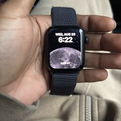 Apple Watch SE