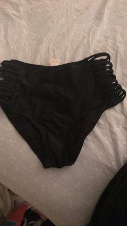 High wasted black bottom bikini