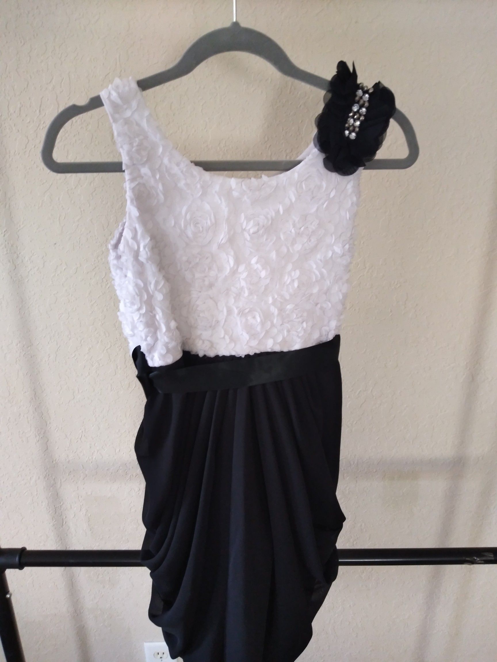 Rare Editions Black & White size 16 Girls Dress