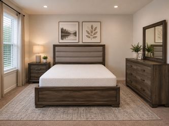 Gorgeous Queen bedroom set