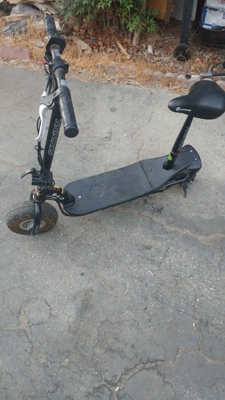Schwinn s4.0 electric scooter