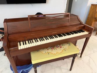 Baldwin Acrosonic upright piano