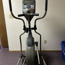 Horizon Elliptical SXE 7.7