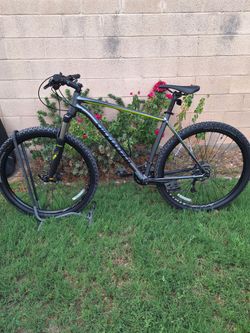 SPECIALIZED ROCKHOPPER 29 ER 9 X 3 SPEED AIR FORK LOCKOUT FRONT SUSPENSION ( XL)