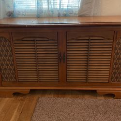 Am/fm Turntable Stereo Console