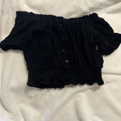 Black off the shoulder crop top Size L