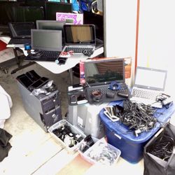 HP chrome Pavilion x360 beats audio HD Altec lancing lightscribe Entertainment PC Dell Inspiron mini chrome TOSHIBA power cords BARBIE laptops