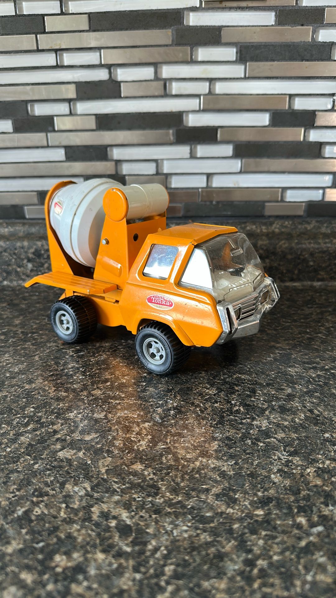 Vintage Tonka cement truck
