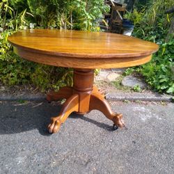 Antique Oak Claw Foot Pedestal Base Dining Table With Leaves
