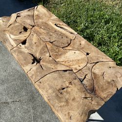 Wood Coffee Table 4‘ X 24“ Unique First $25 Takes This $300 Table