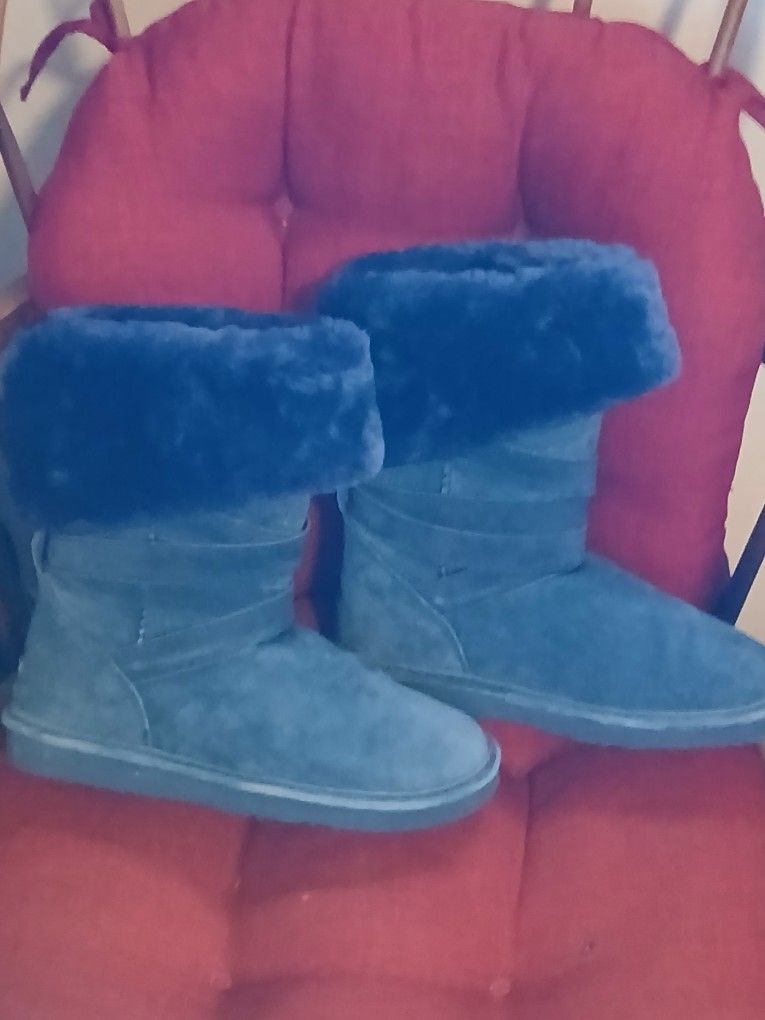 Blue Size 8 Lamo Snow Boots
