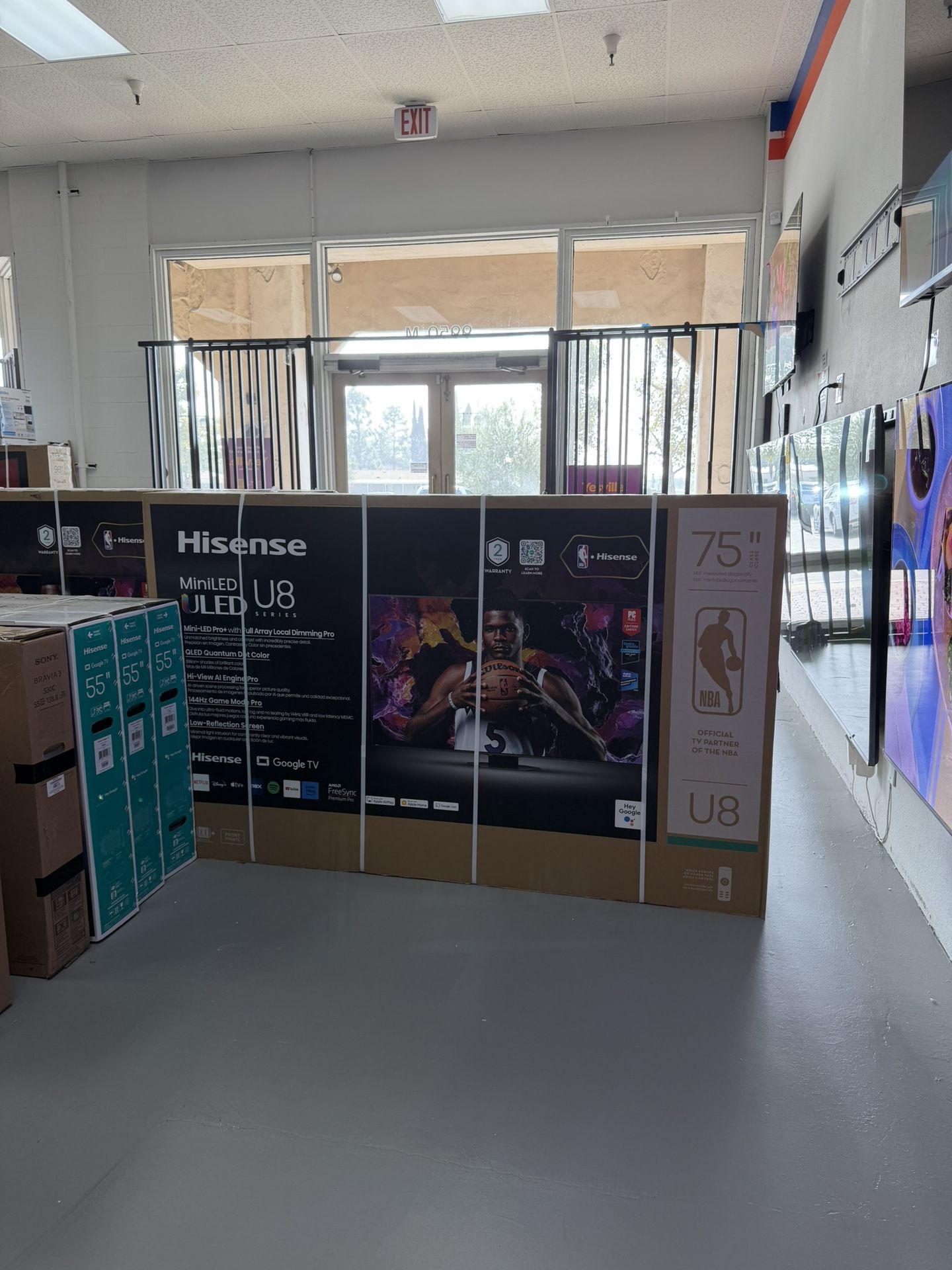 75 Hisense ULED U8K 4K HDR Smart TV