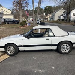 1988 Ford Mustang