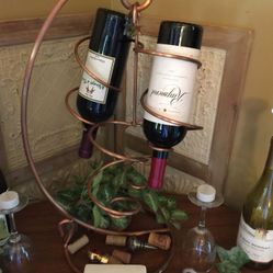 Copper wine holder