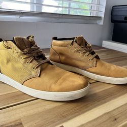 Timberland Groveton Leather Chukka Sneaker Boots - Men’s Size 12