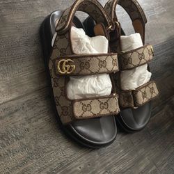 Gucci Sandals 