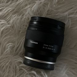 Tamron 24mm f/2.8 Di III OSD (Sony E-Mount) Lens
