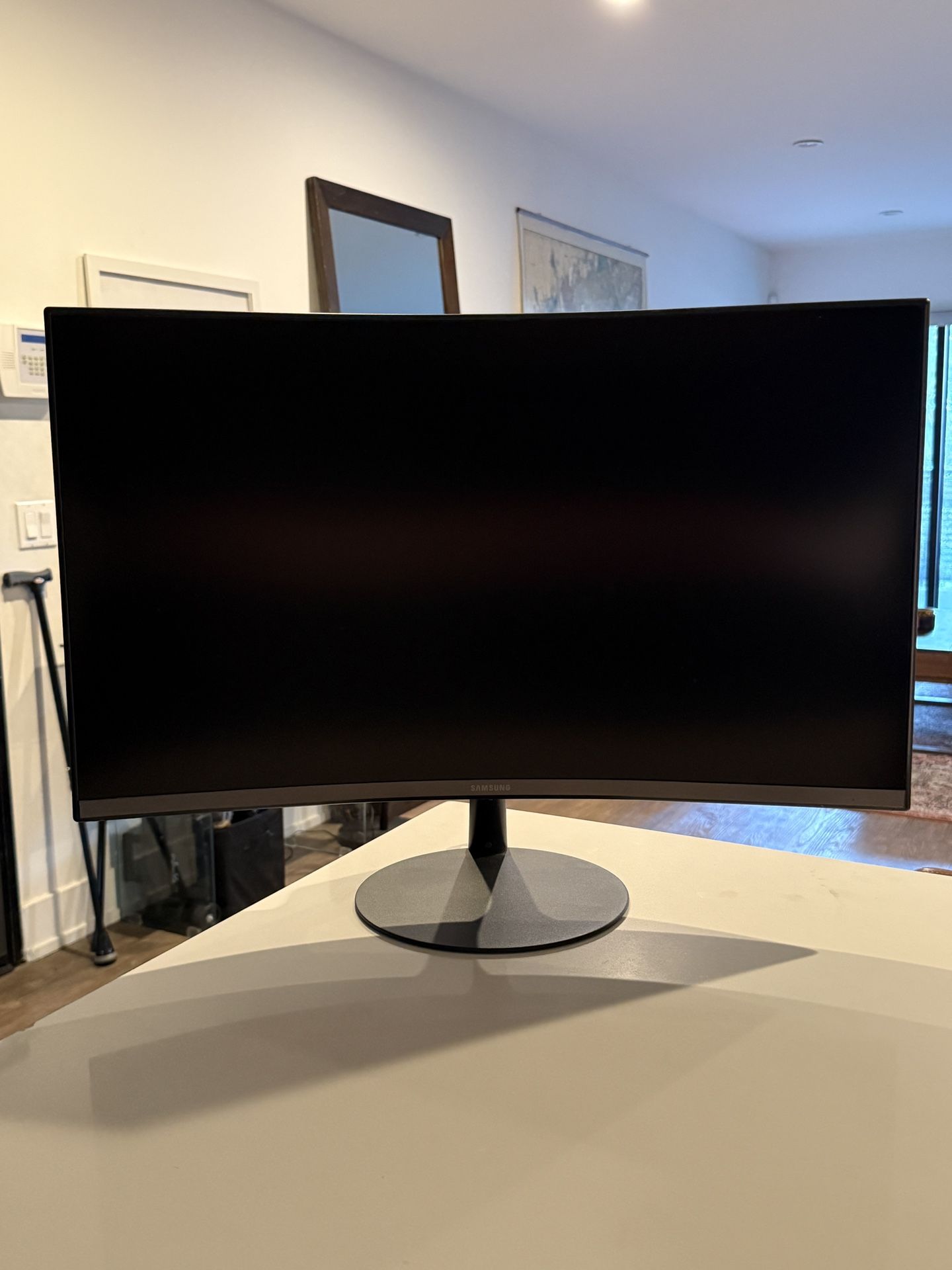 Samsung 27” Curved Monitor W/ Cable