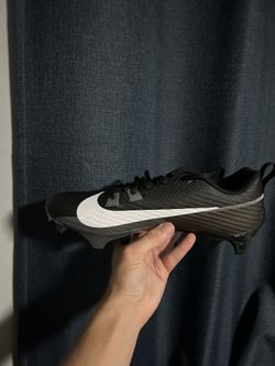 Nike Football Cleat Size 9.5 Or Trades