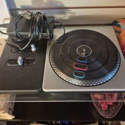 DJ Hero turntable controller