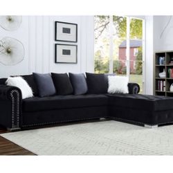 Glam Black Sectional Brand New - Pillows Included 