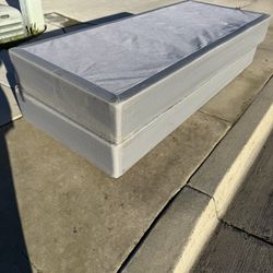 FREE BOX SPRINGS CA KING Bed Box Spring 