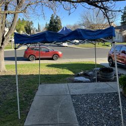 Pop Up Tent 