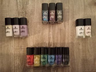 14pc Nail Polish Set $10