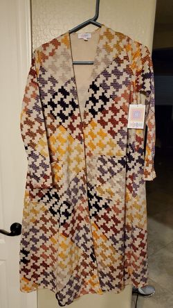 LuLaRoe Small Sarah sweater bnwt