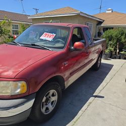 Ford F150 Tritonv8  200000 Millas 