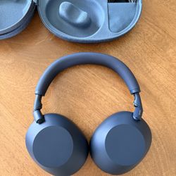 Sony WH-1000XM6 Wireless Noise Cancelling Headphones – Midnight Blue (Like New)